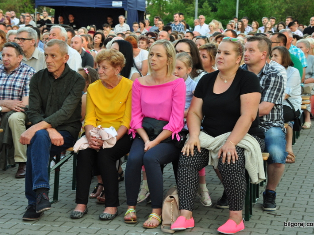 Wieczór uwielbienia (FOTO, VIDEO)