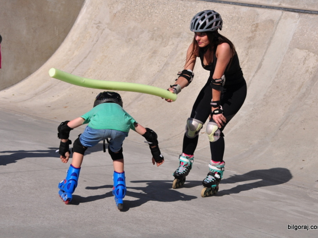 Aktywny Dzień Dziecka z rolkami i BMX-em (FOTO)