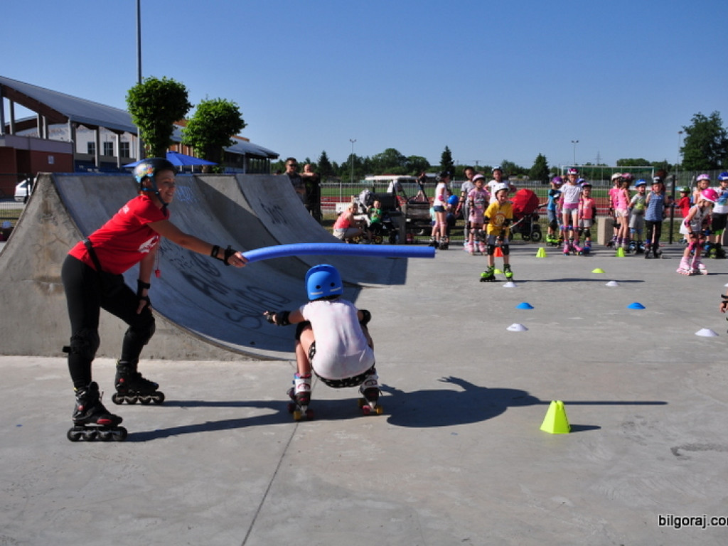 Aktywny Dzień Dziecka z rolkami i BMX-em (FOTO)