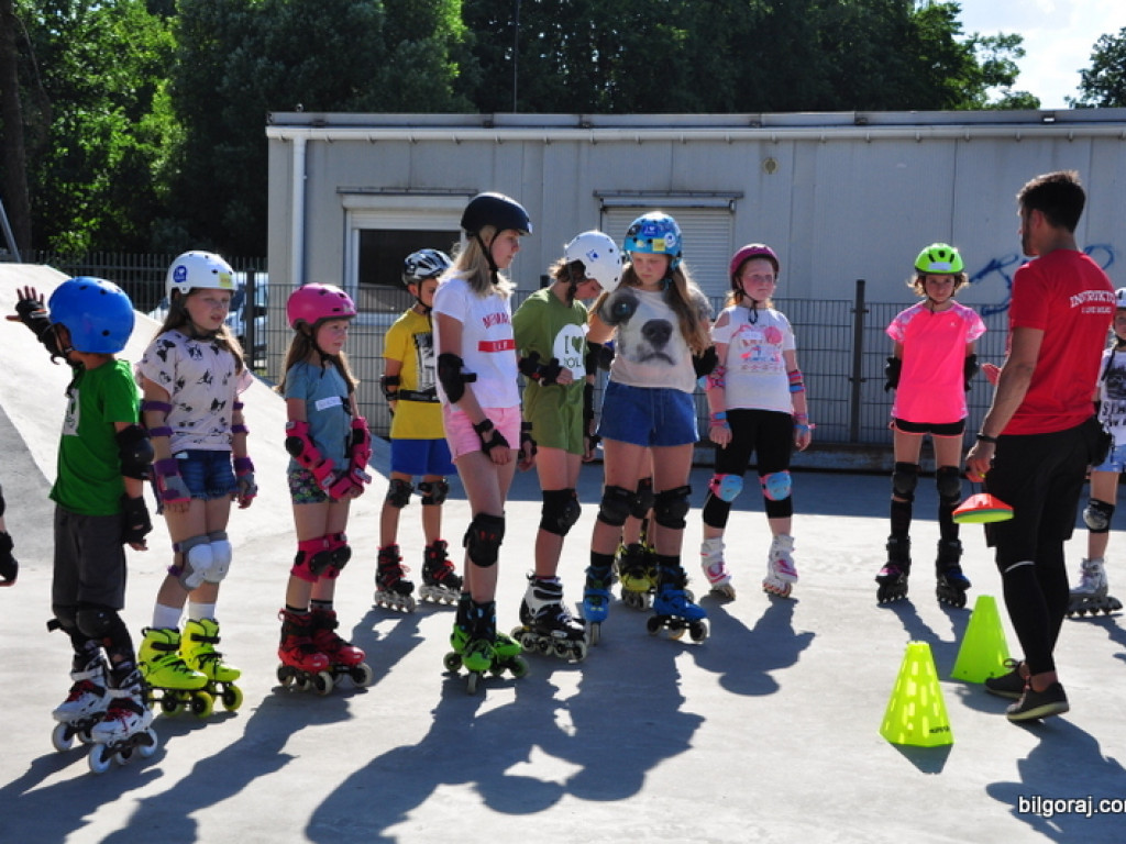 Aktywny Dzień Dziecka z rolkami i BMX-em (FOTO)