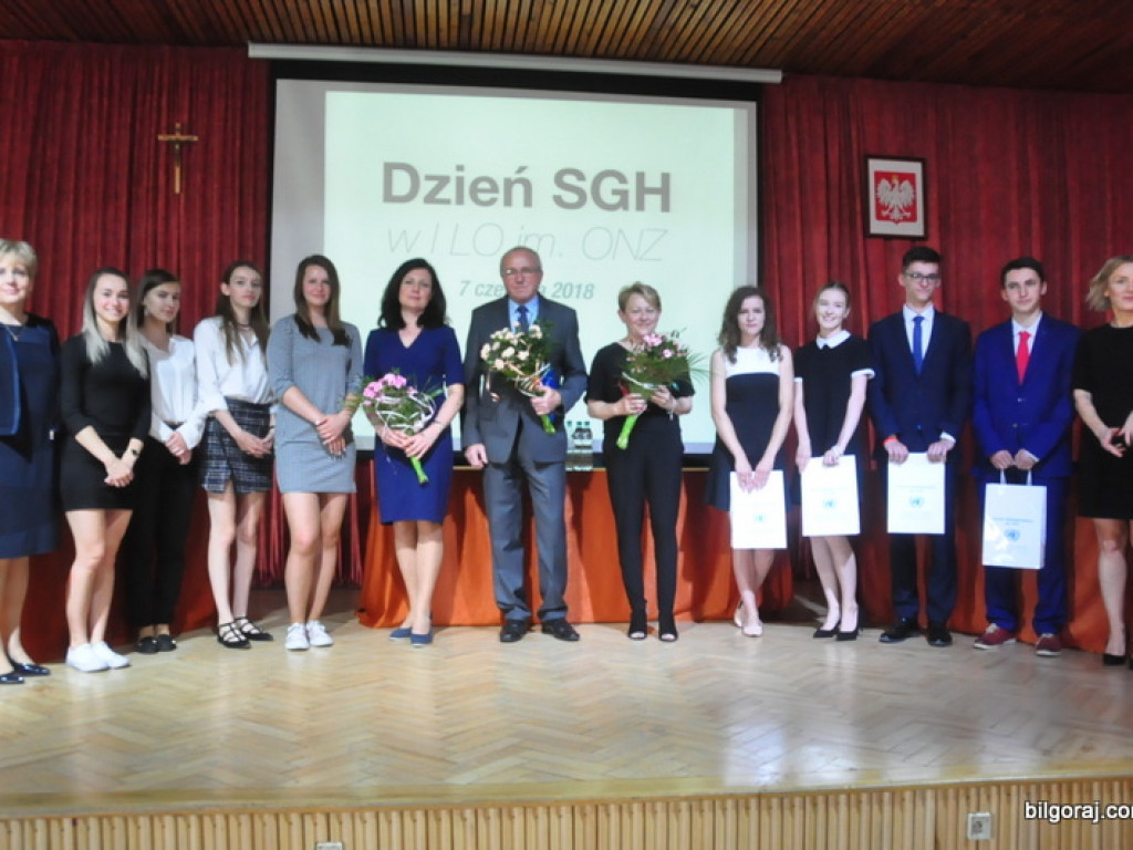 Młodzież debatowała nad handlem w niedzielę (FOTO)
