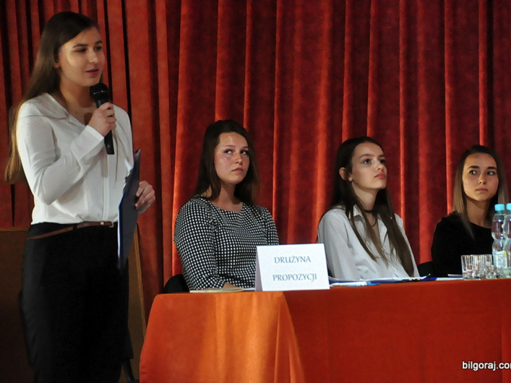 Młodzież debatowała nad handlem w niedzielę (FOTO)