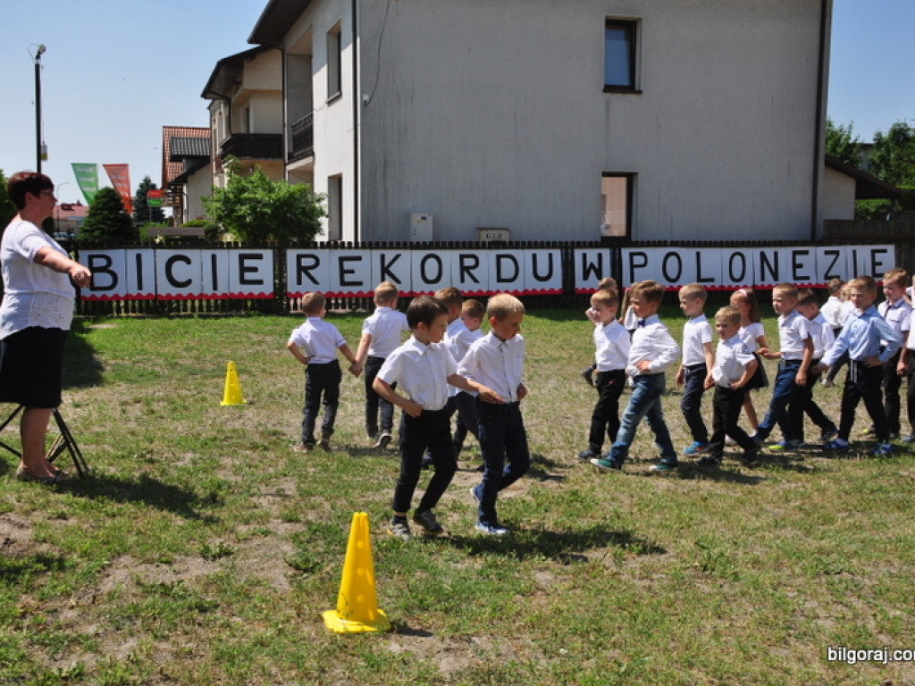 Polonez na tysiąc par (FOTO)