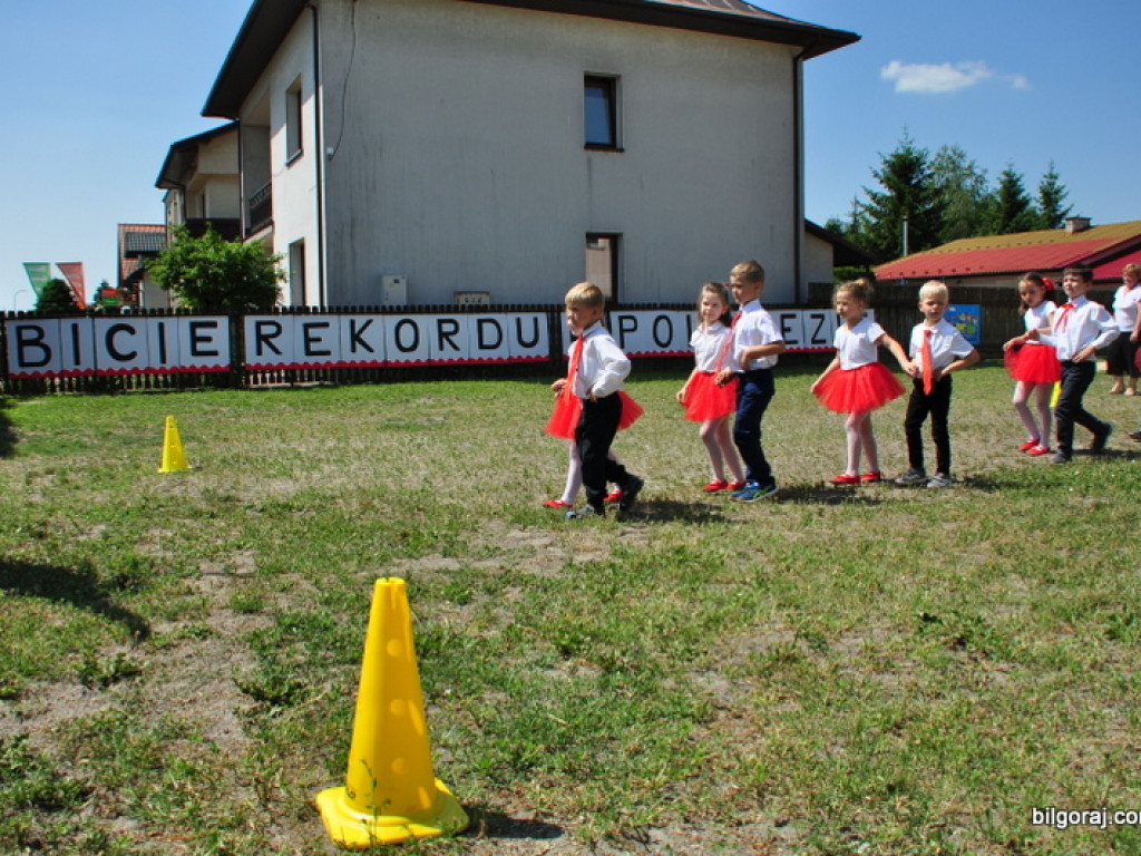 Polonez na tysiąc par (FOTO)