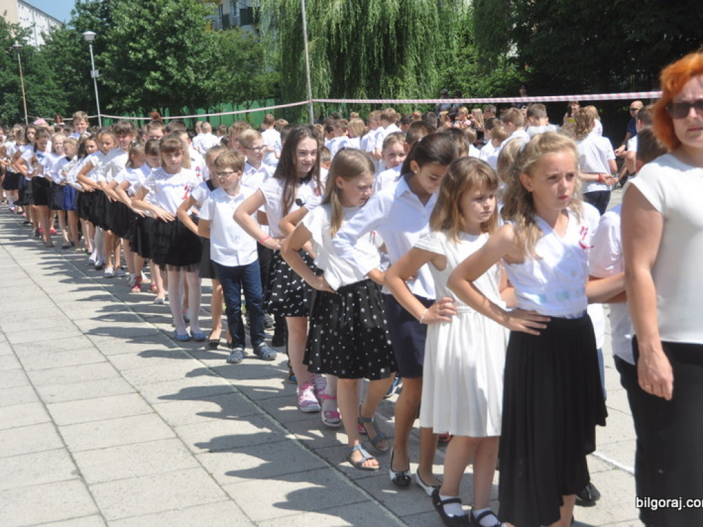 Polonez na tysiąc par (FOTO)