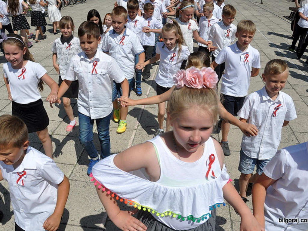 Polonez na tysiąc par (FOTO)