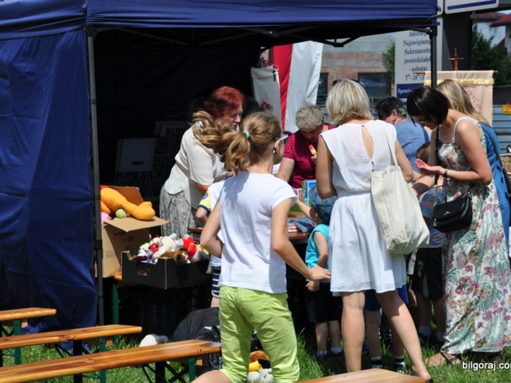 Rodzinny piknik u św. Jana Pawła II (FOTO)