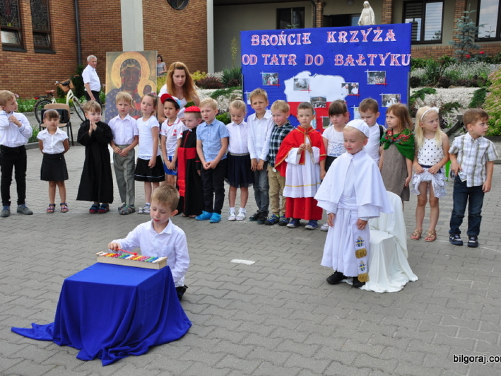 Rodzinny piknik u św. Jana Pawła II (FOTO)