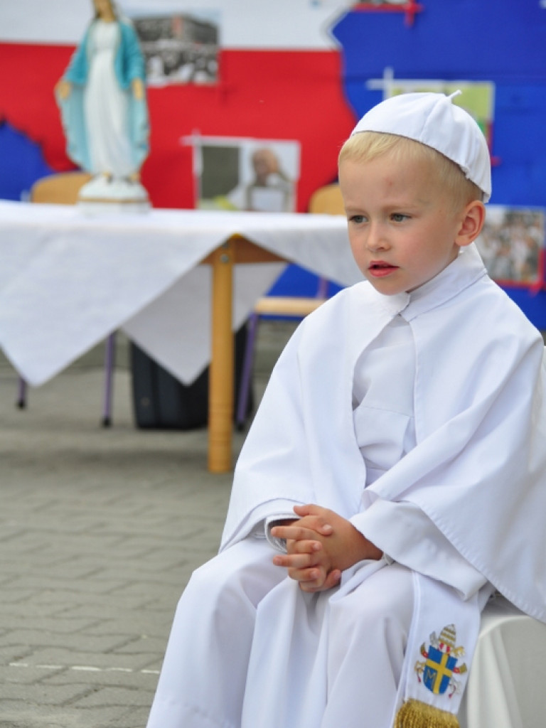 Rodzinny piknik u św. Jana Pawła II (FOTO)