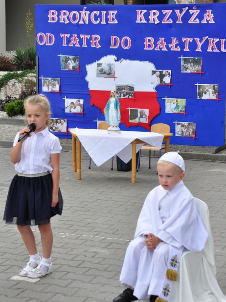 Rodzinny piknik u św. Jana Pawła II (FOTO)