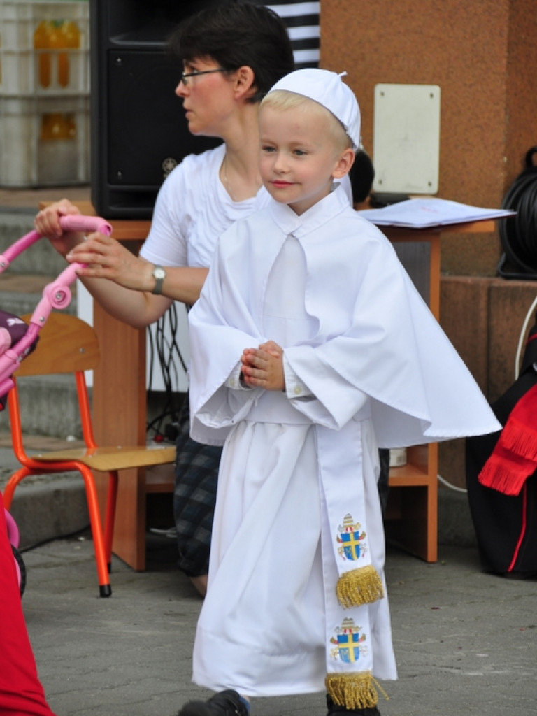 Rodzinny piknik u św. Jana Pawła II (FOTO)