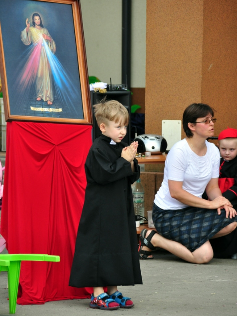 Rodzinny piknik u św. Jana Pawła II (FOTO)