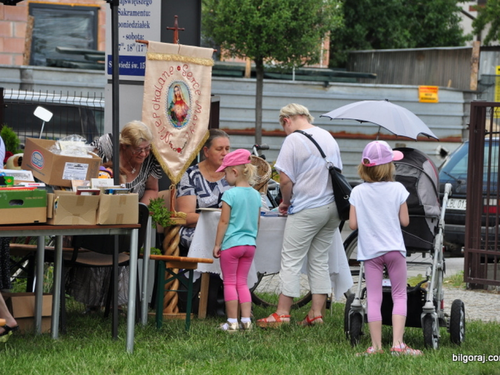 Rodzinny piknik u św. Jana Pawła II (FOTO)