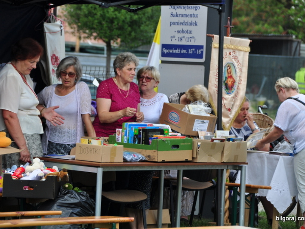 Rodzinny piknik u św. Jana Pawła II (FOTO)