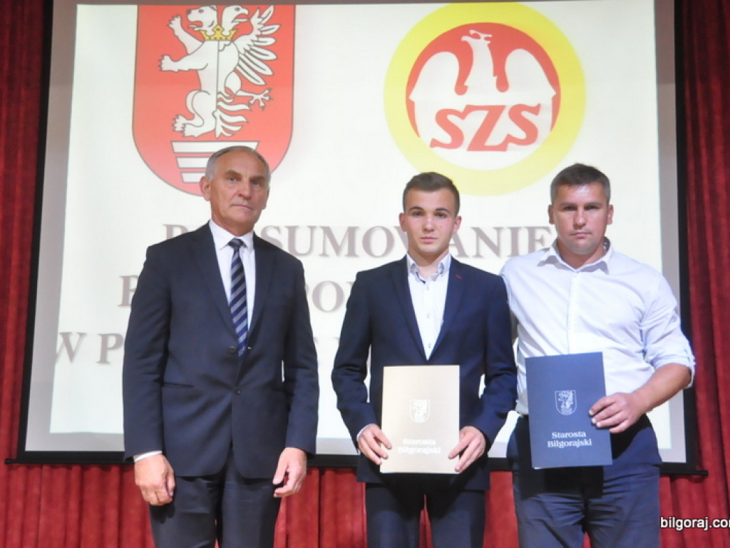 Starosta wyróżnił najlepszych młodych sportowców (FOTO)