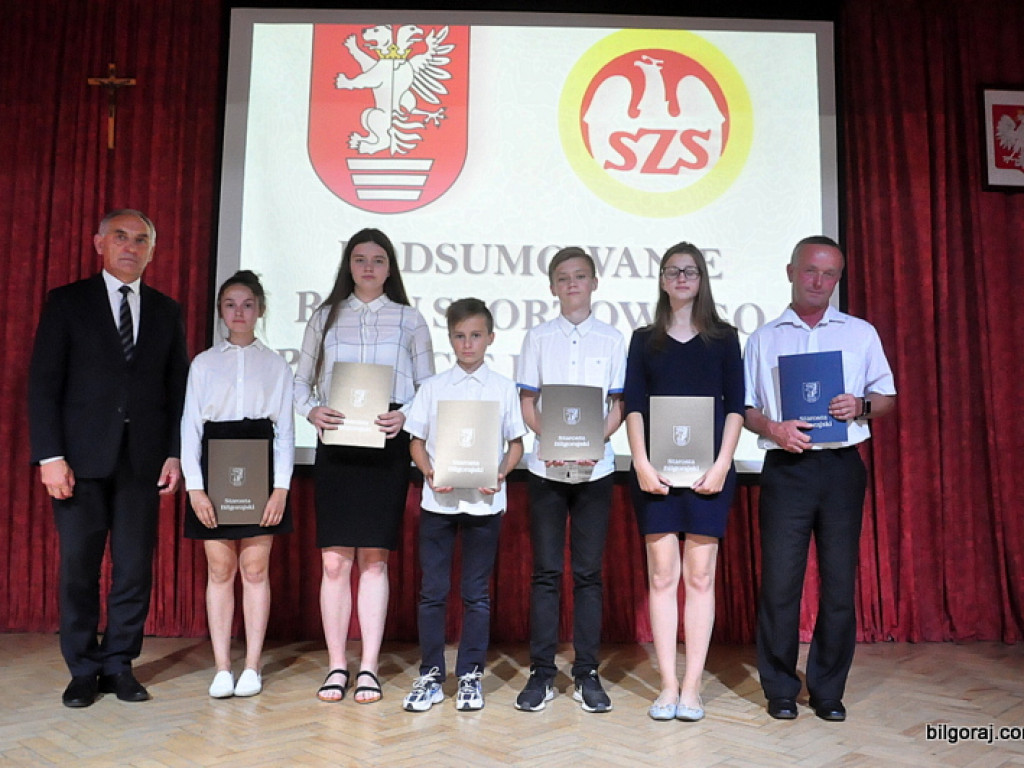 Starosta wyróżnił najlepszych młodych sportowców (FOTO)