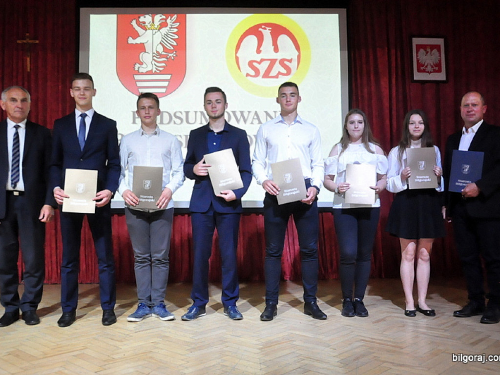 Starosta wyróżnił najlepszych młodych sportowców (FOTO)