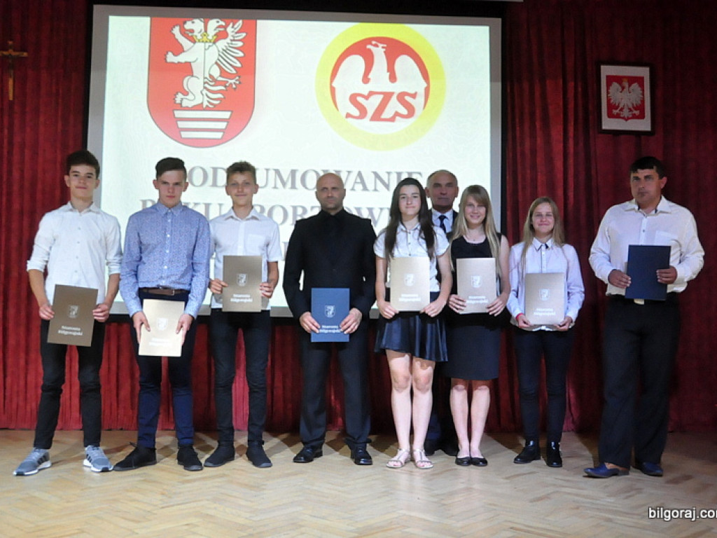 Starosta wyróżnił najlepszych młodych sportowców (FOTO)