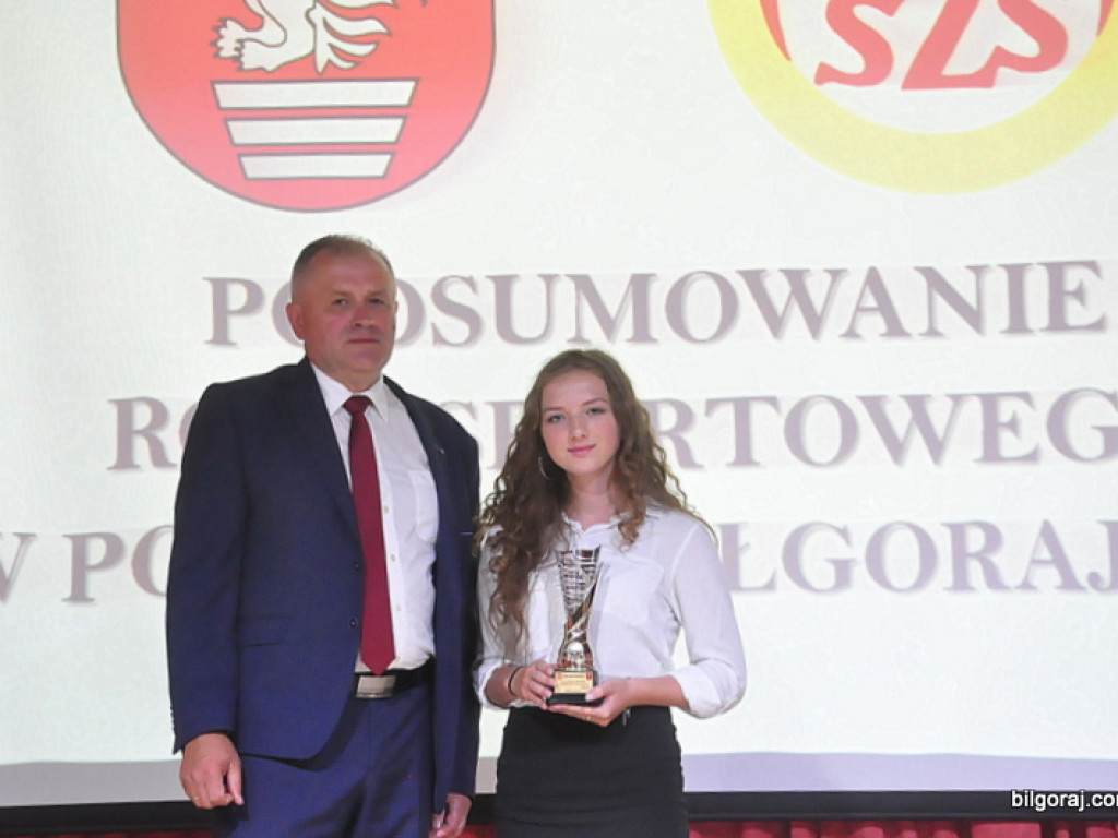 Starosta wyróżnił najlepszych młodych sportowców (FOTO)