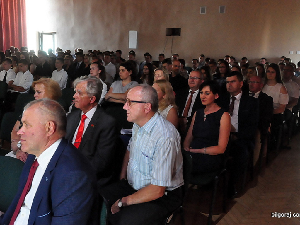 Starosta wyróżnił najlepszych młodych sportowców (FOTO)