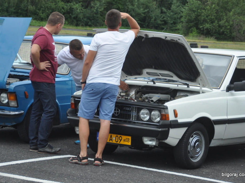 Zabytkowe auta i motocykle na zlocie w Biłgoraju (FOTO)