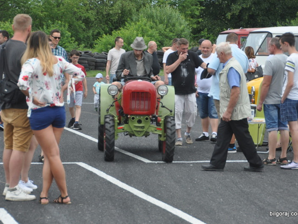 Zabytkowe auta i motocykle na zlocie w Biłgoraju (FOTO)