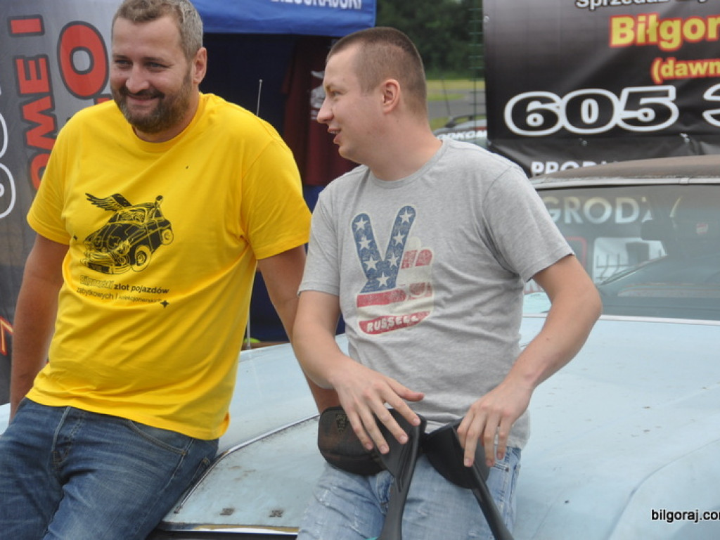 Zabytkowe auta i motocykle na zlocie w Biłgoraju (FOTO)