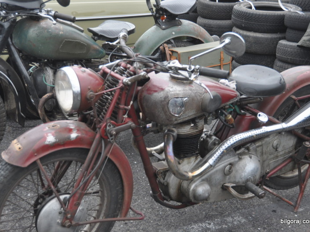 Zabytkowe auta i motocykle na zlocie w Biłgoraju (FOTO)