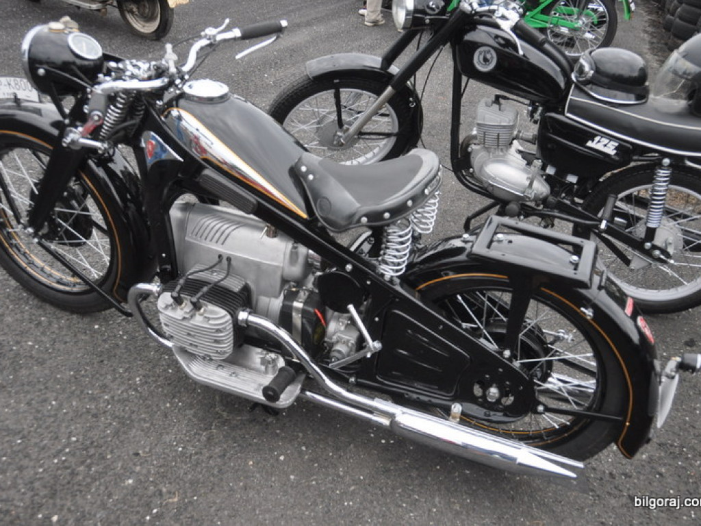 Zabytkowe auta i motocykle na zlocie w Biłgoraju (FOTO)