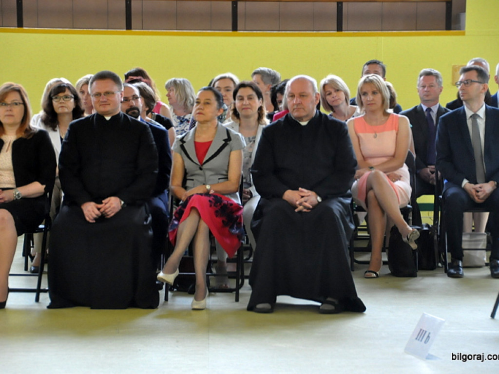 Żegnaj szkoło, witajcie wakacje! (FOTO)