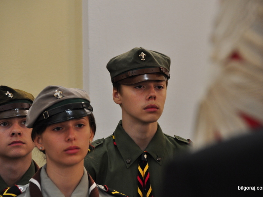 Biłgoraj pamięta o mordzie partyzantów w lesie Rapy (FOTO)