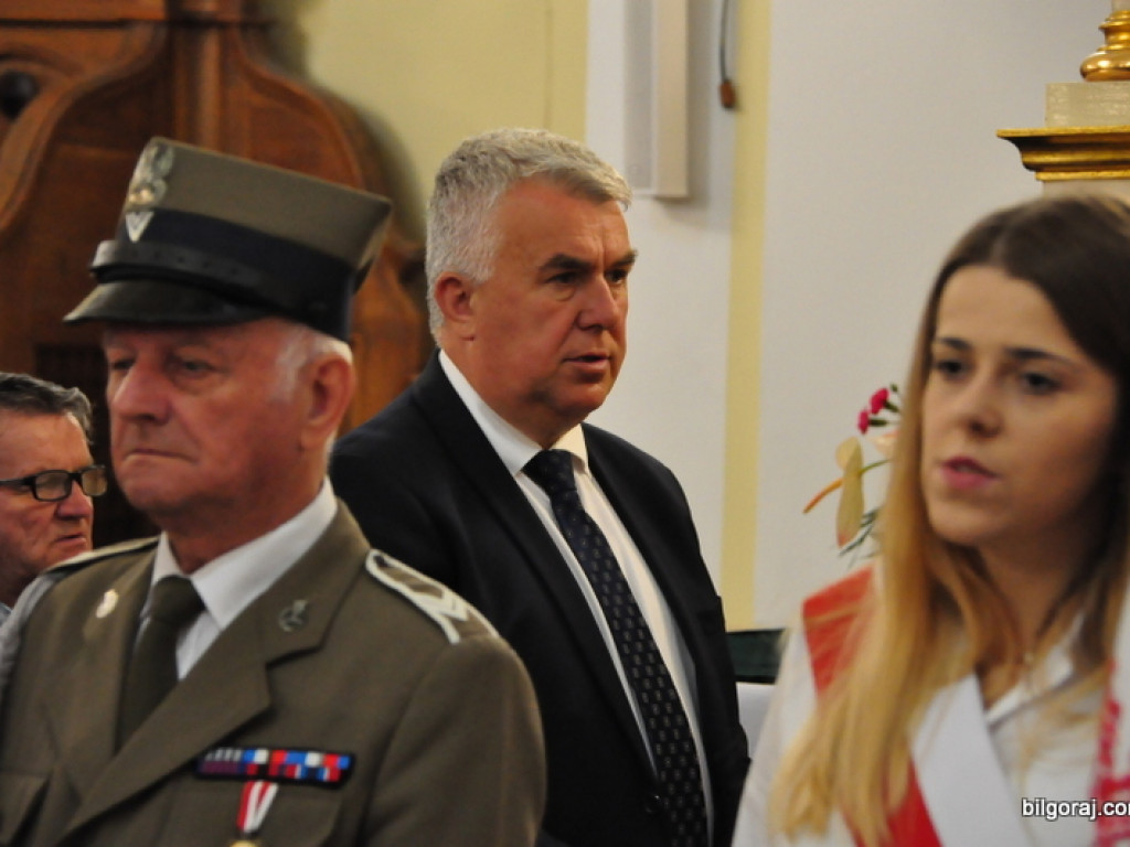 Biłgoraj pamięta o mordzie partyzantów w lesie Rapy (FOTO)