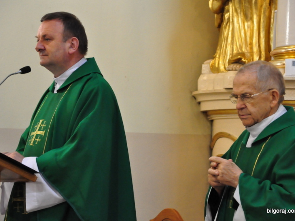 Biłgoraj pamięta o mordzie partyzantów w lesie Rapy (FOTO)
