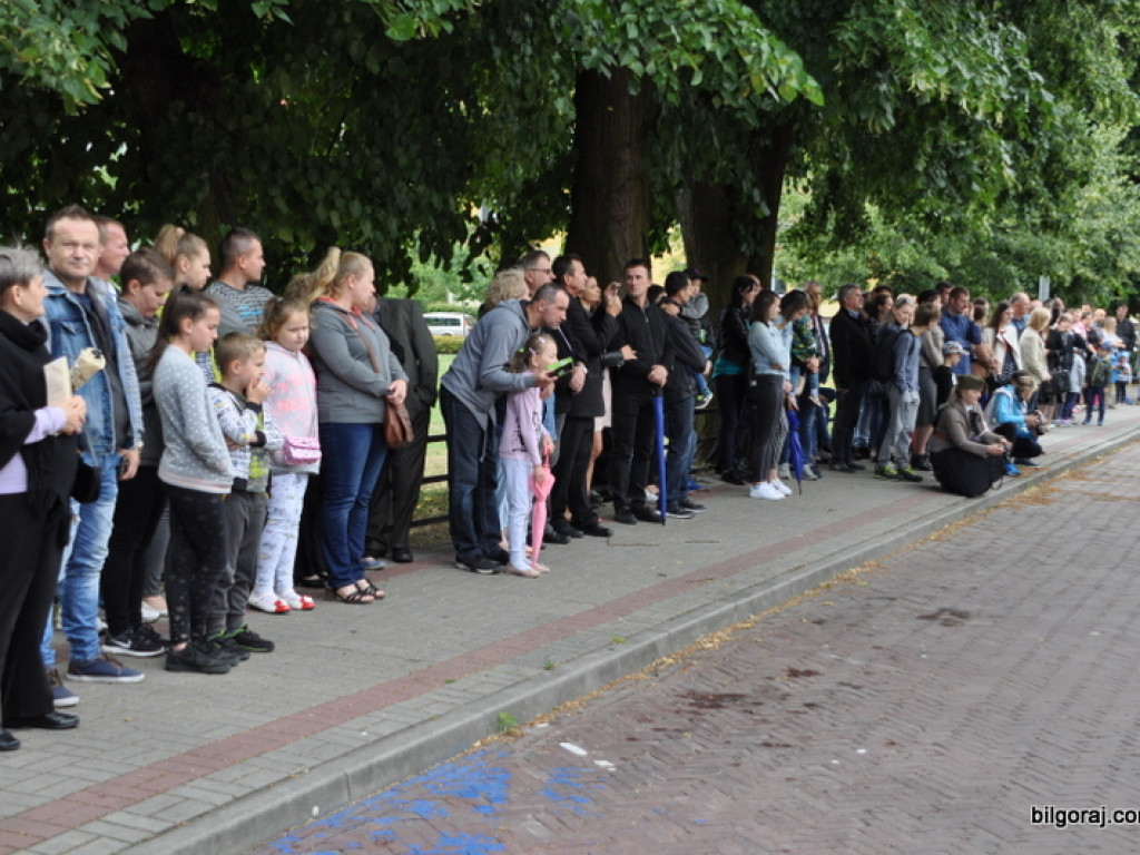Biłgoraj pamięta o mordzie partyzantów w lesie Rapy (FOTO)