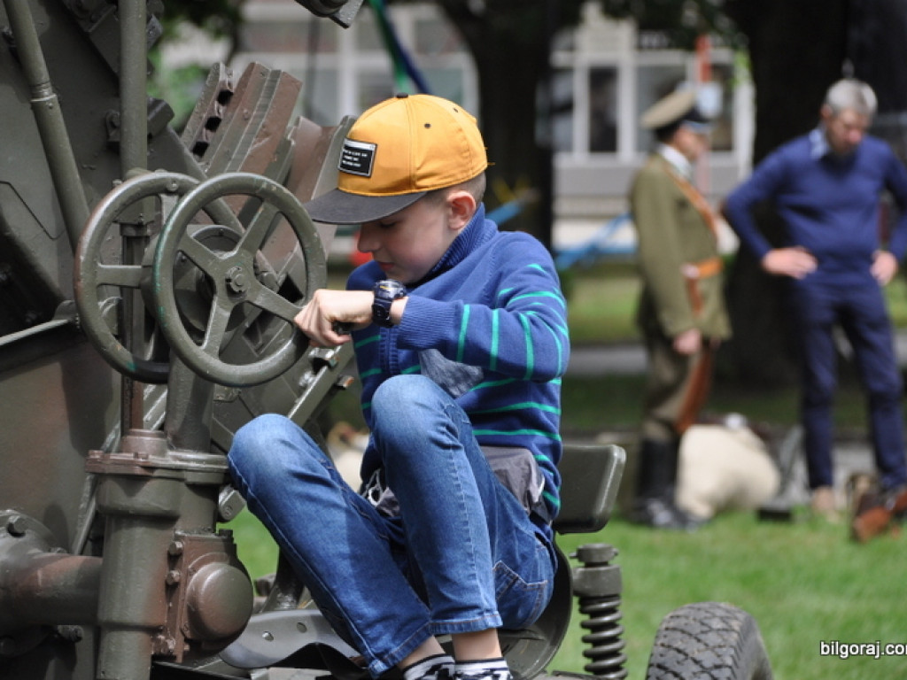 Militarny piknik grup rekonstrukcji historycznej (FOTO)