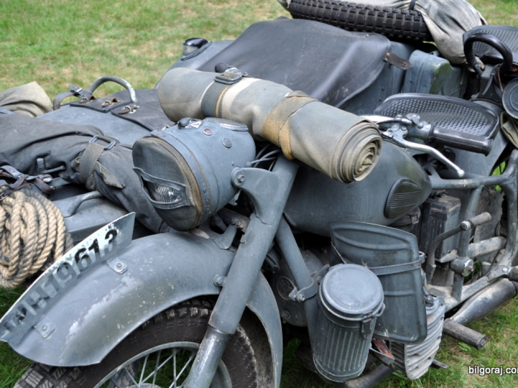 Militarny piknik grup rekonstrukcji historycznej (FOTO)