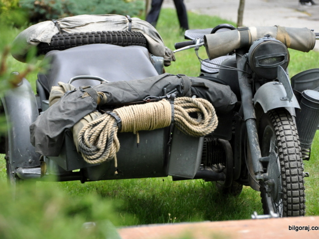 Militarny piknik grup rekonstrukcji historycznej (FOTO)