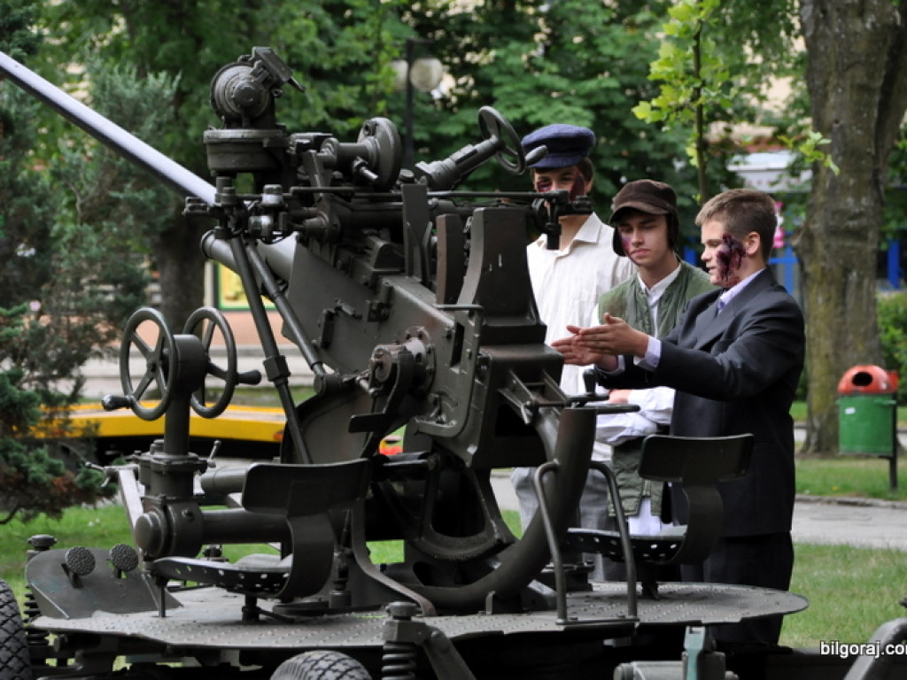 Militarny piknik grup rekonstrukcji historycznej (FOTO)