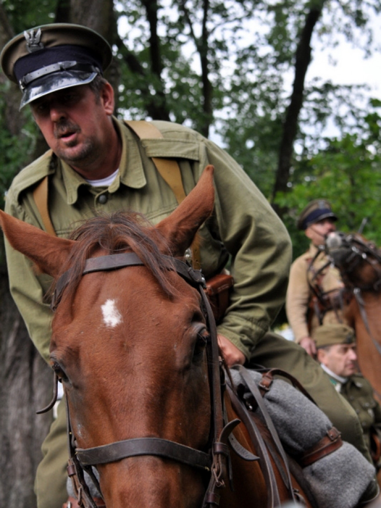 Militarny piknik grup rekonstrukcji historycznej (FOTO)
