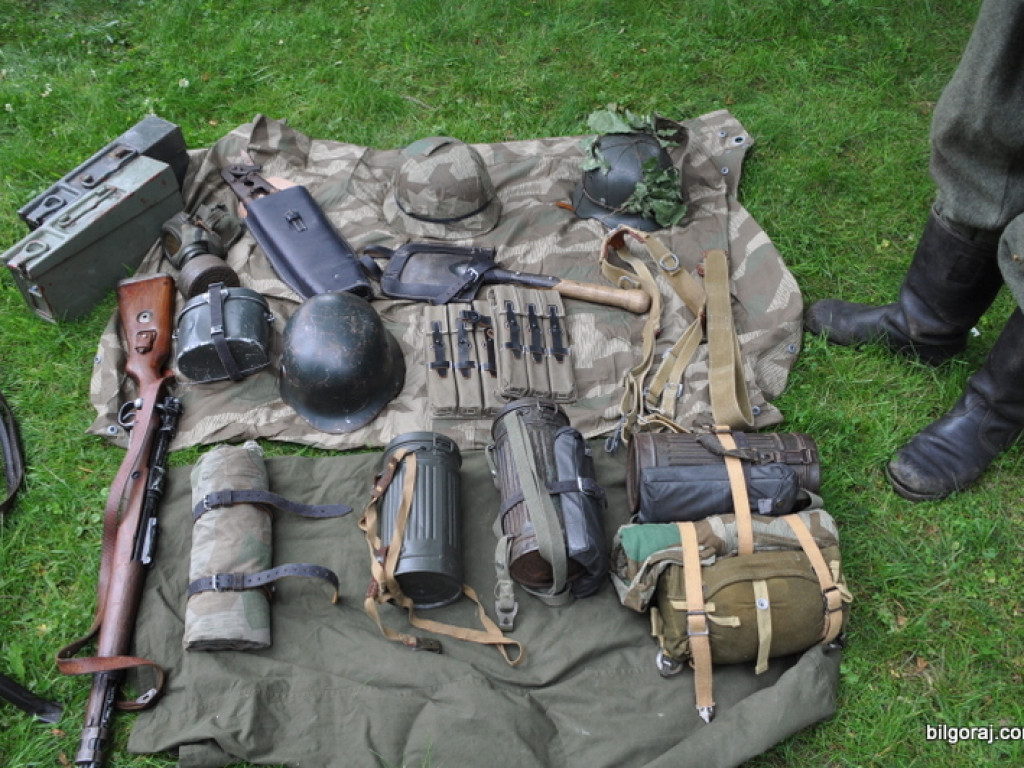 Militarny piknik grup rekonstrukcji historycznej (FOTO)