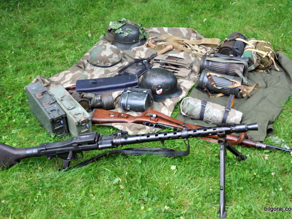 Militarny piknik grup rekonstrukcji historycznej (FOTO)