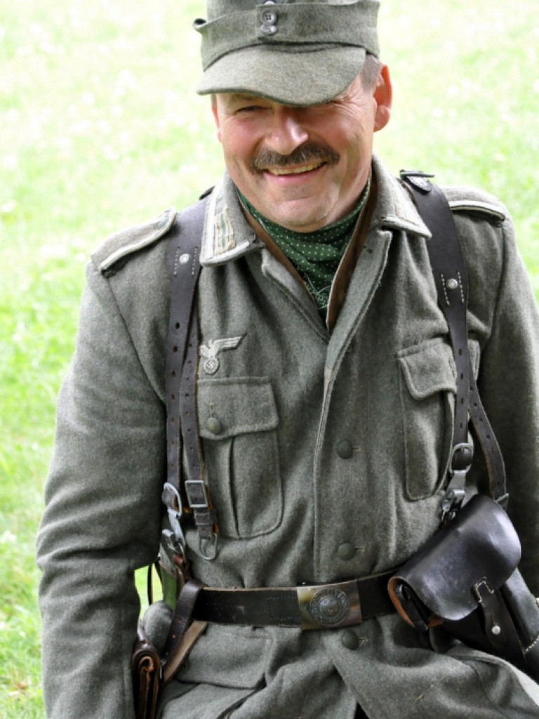 Militarny piknik grup rekonstrukcji historycznej (FOTO)
