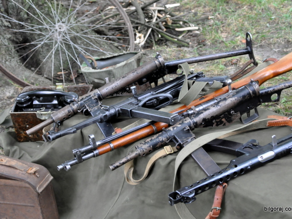 Militarny piknik grup rekonstrukcji historycznej (FOTO)