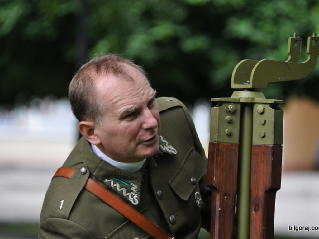 Militarny piknik grup rekonstrukcji historycznej (FOTO)