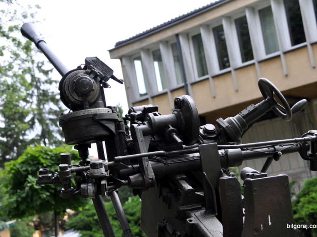 Militarny piknik grup rekonstrukcji historycznej (FOTO)