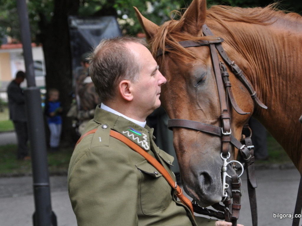 Militarny piknik grup rekonstrukcji historycznej (FOTO)