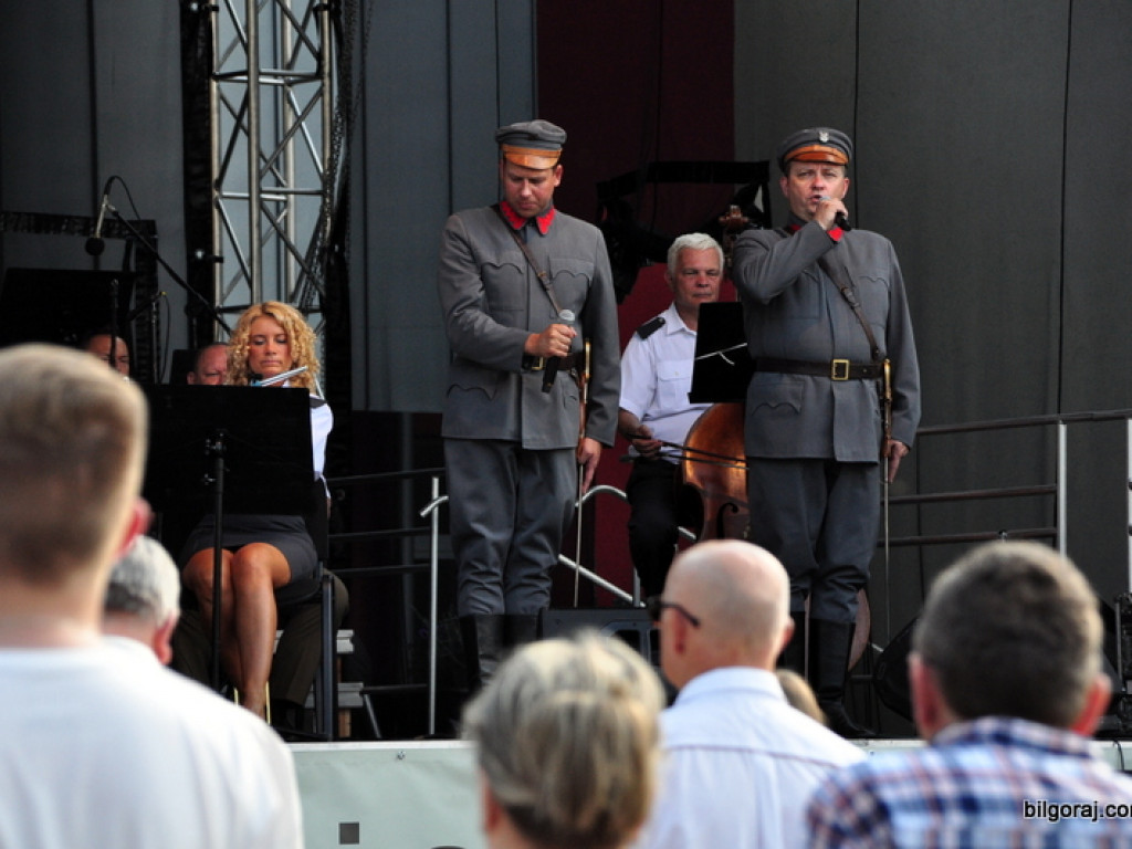 Koncert Reprezentacyjnego Zespołu Artystycznego Wojska Polskiego w ramach biłgorajskich obchodów 100-lecia niepodległości (FOTO, VIDEO)