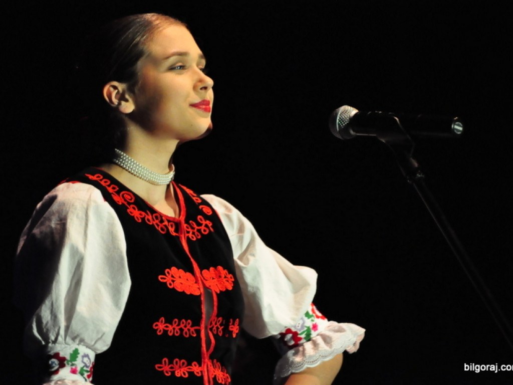 Muzyka i taniec sąsiadów (FOTO, VIDEO)