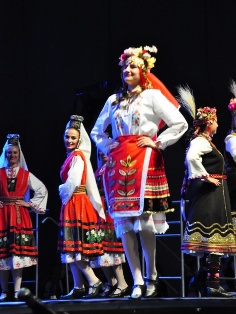 Muzyka i taniec sąsiadów (FOTO, VIDEO)