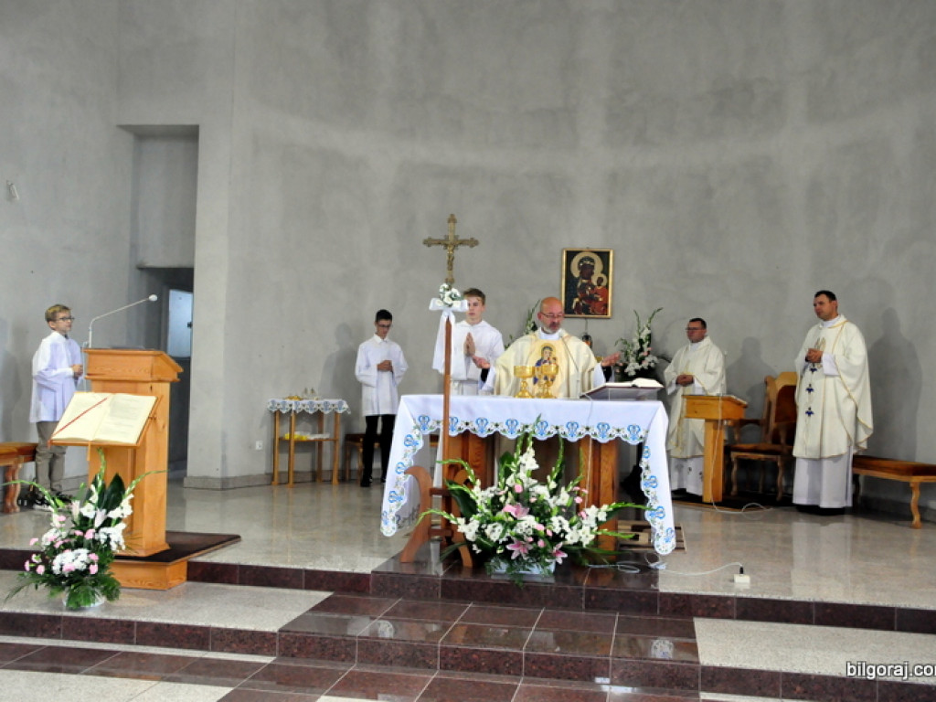 Oficjalne wejście do kościoła filialnego w Rakówce (FOTO)